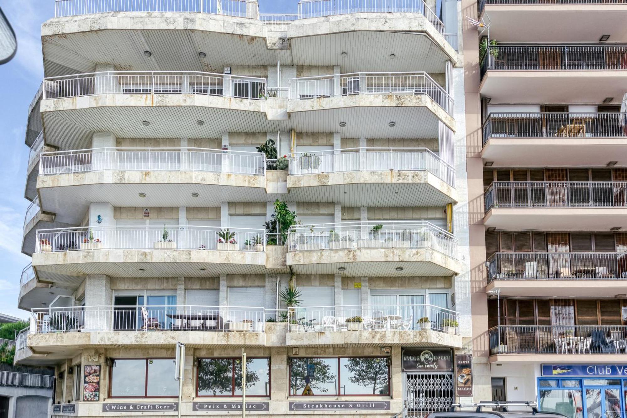 Carrer Del Mar Apartment Palamos Exterior photo
